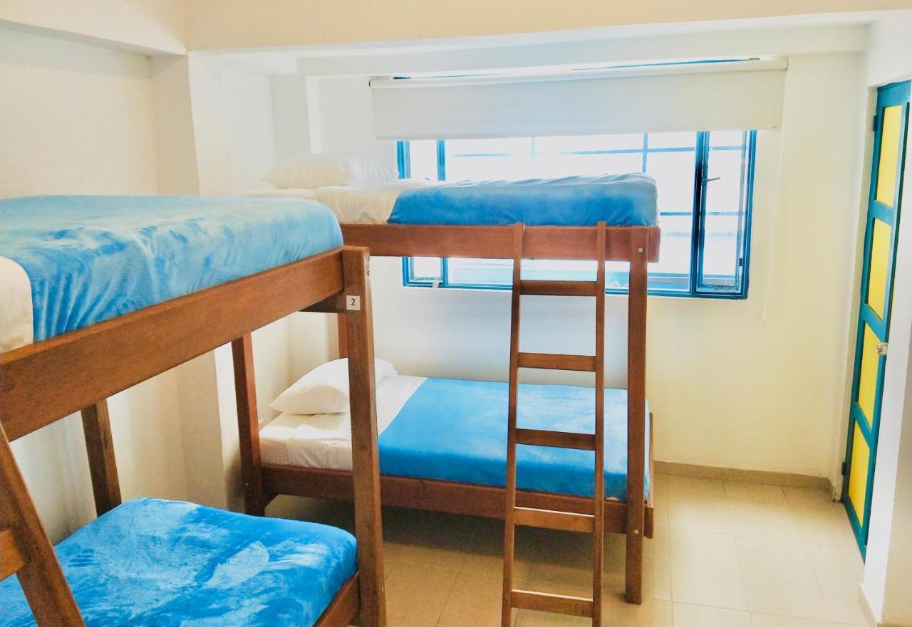 Hostal Casa Lantana La Candelaria Богота Экстерьер фото
