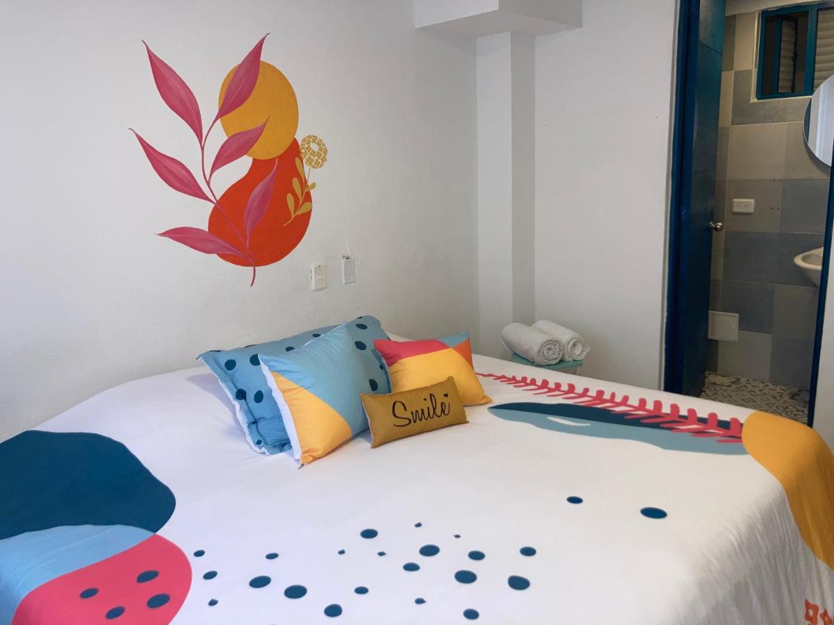 Hostal Casa Lantana La Candelaria Богота Экстерьер фото