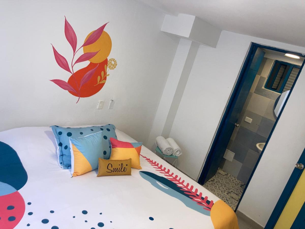 Hostal Casa Lantana La Candelaria Богота Экстерьер фото