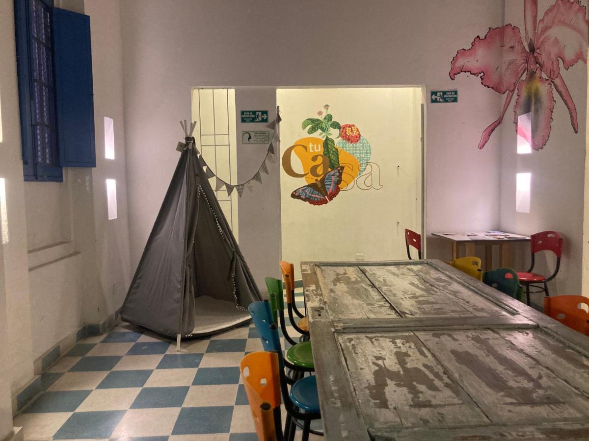 Hostal Casa Lantana La Candelaria Богота Экстерьер фото