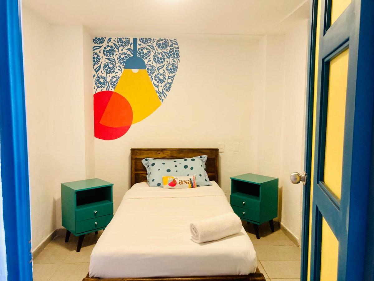 Hostal Casa Lantana La Candelaria Богота Экстерьер фото